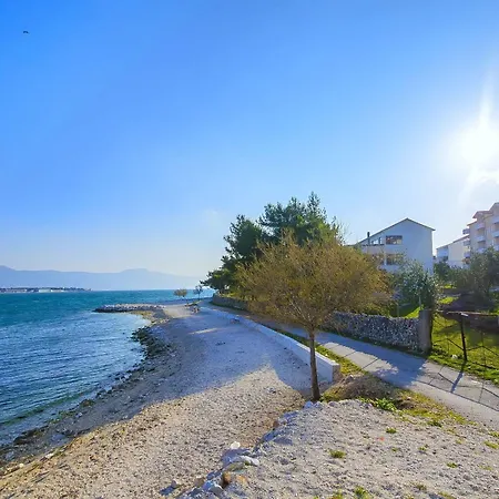 شقة Dani تروغير